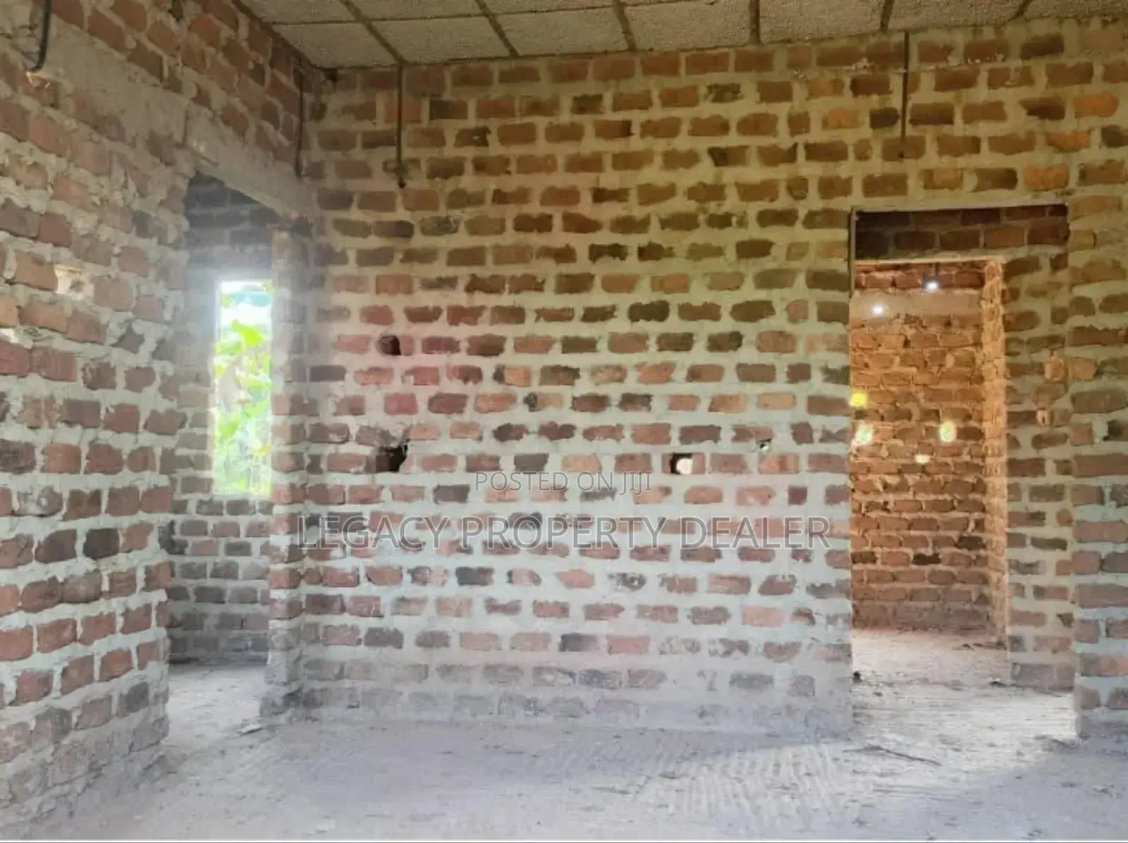 3bdrm Bungalow In Wakiso / Wakiso For Sale