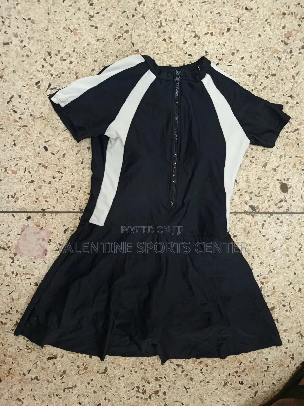 Short Inside in the Swimming Costume for Ladies Original Material
