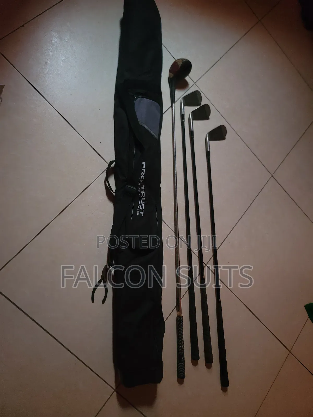 Golfing Men Set