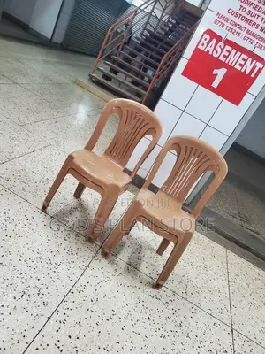 Beautiful Armless Plastic Chairs