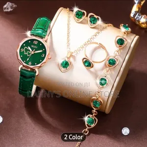 Lady Watch Fashionable Casual Quartz Watch With Peach Shaped