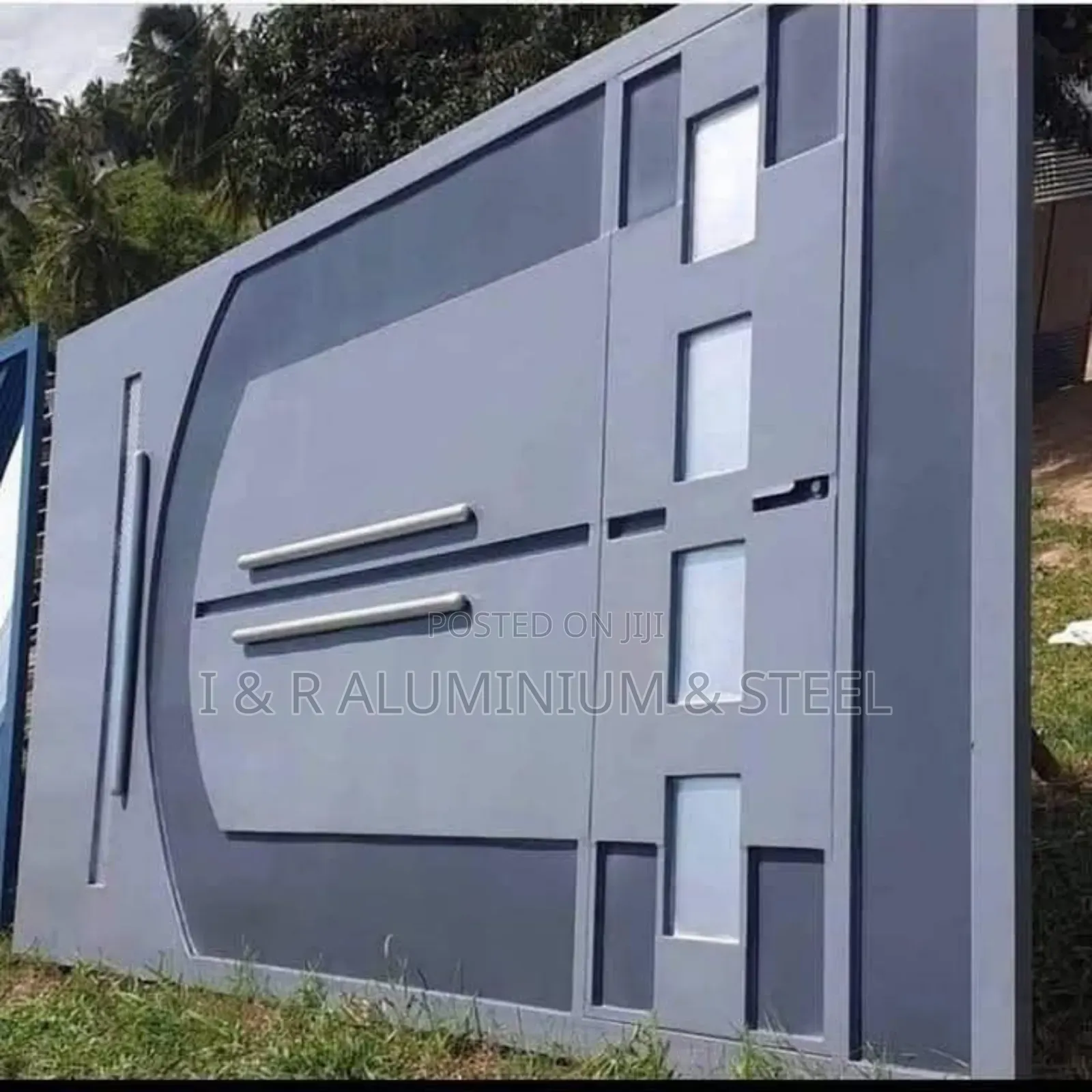 Sliding Gate Home