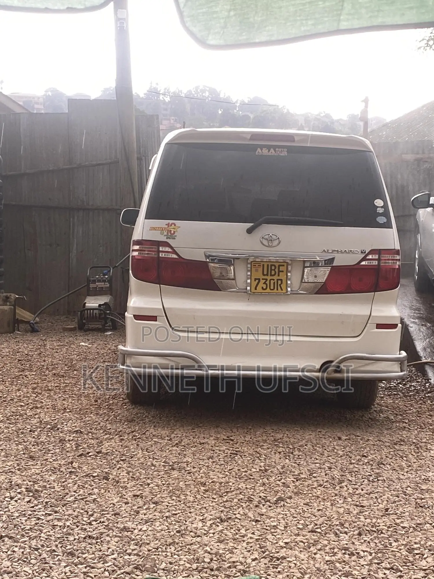 Toyota Alphard 2.4 Petrol FWD 2007 White