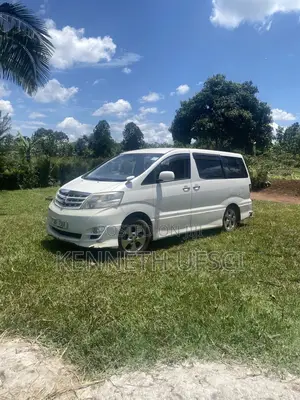 Toyota Alphard 2.4 Petrol FWD 2007 White