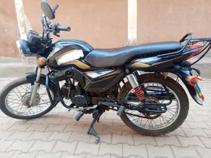 Mahindra Centuro 2019 Black