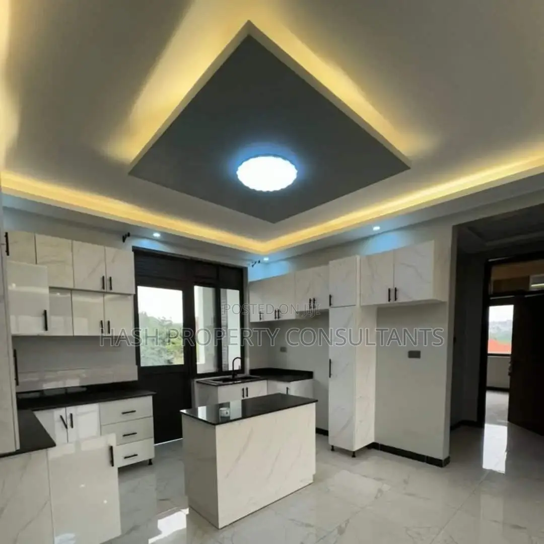 3bdrm Apartment in Sky, Central Division for rent