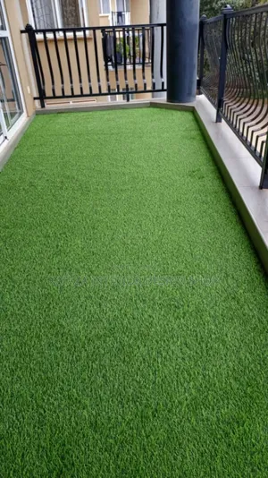 Useable Grass Balcony Carpet