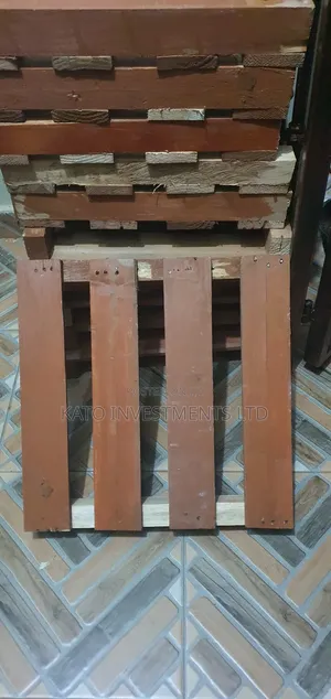 Wood Made Fridge Washing Machine Pallets Base