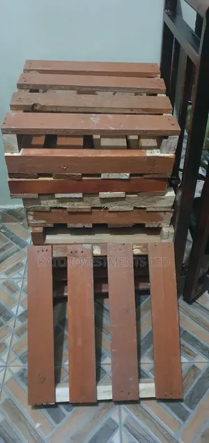 Wood Made Fridge Washing Machine Pallets Base