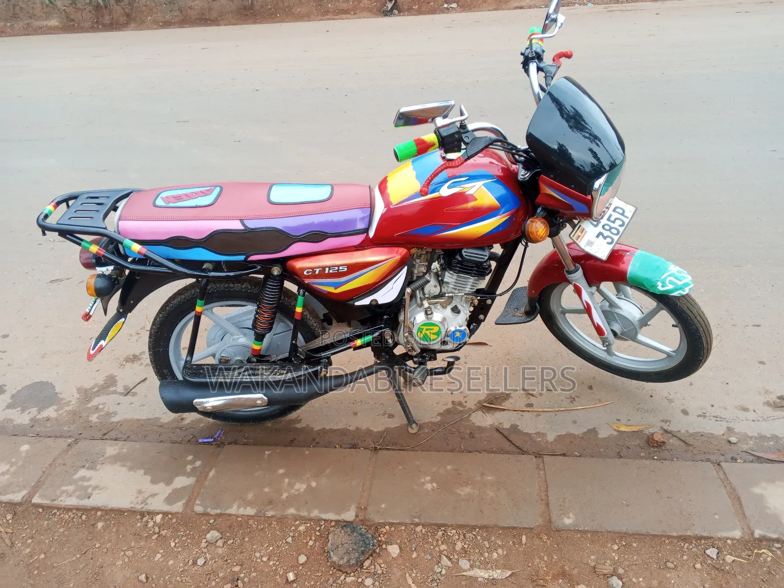 Bajaj Boxer 125 2022 Red