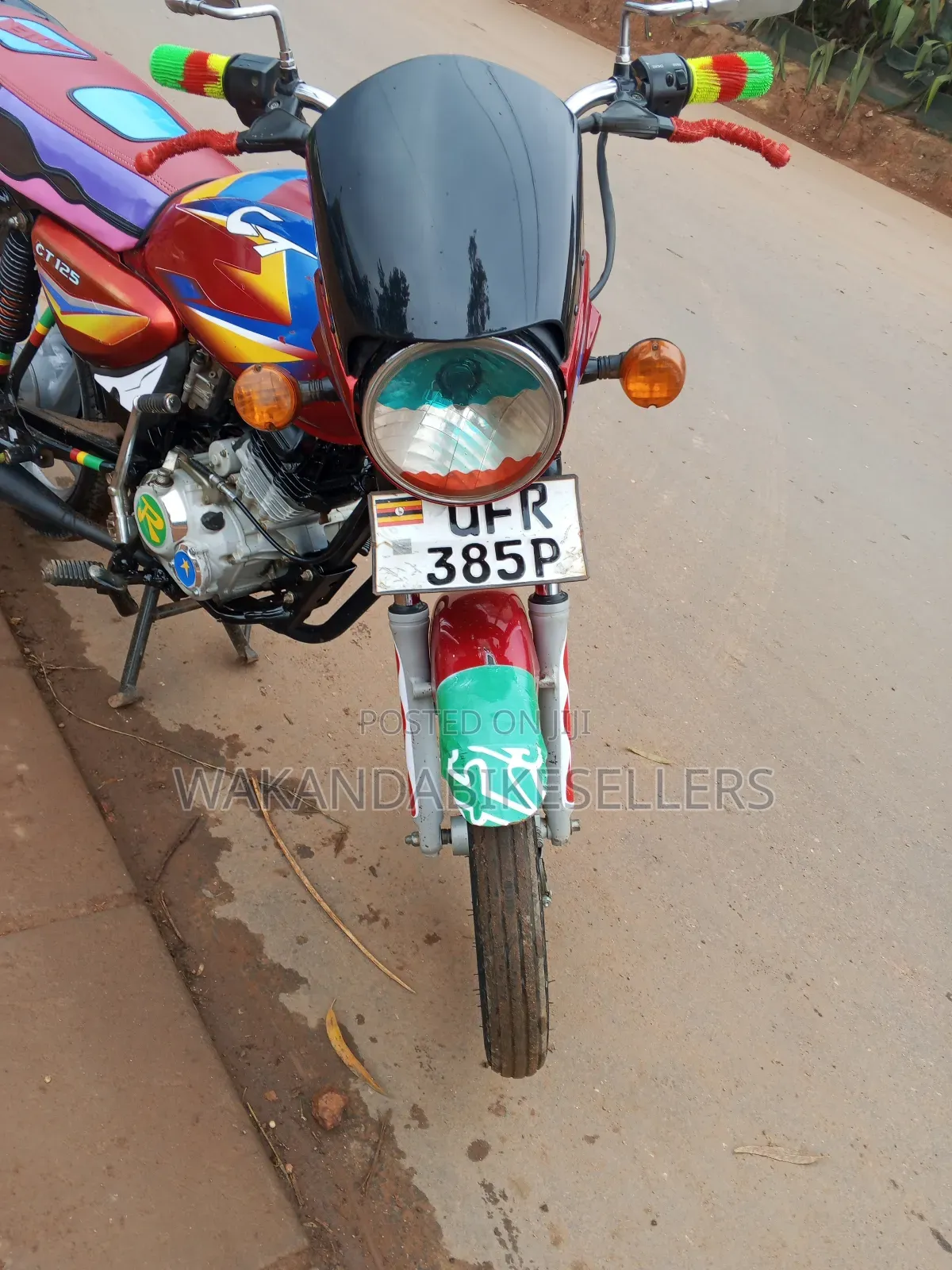 Bajaj Boxer 125 2022 Red