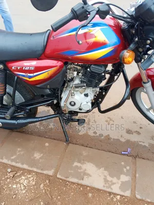 Bajaj Boxer 125 2022 Red