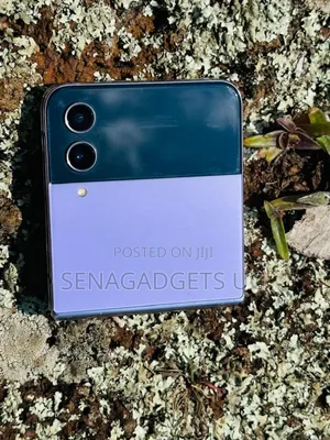 Samsung Galaxy Z Flip4 128 GB Purple