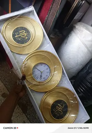 Decoration Watches. Wall Watches