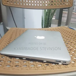 Laptop Apple MacBook Air 4GB Intel Core I5 SSD 256GB