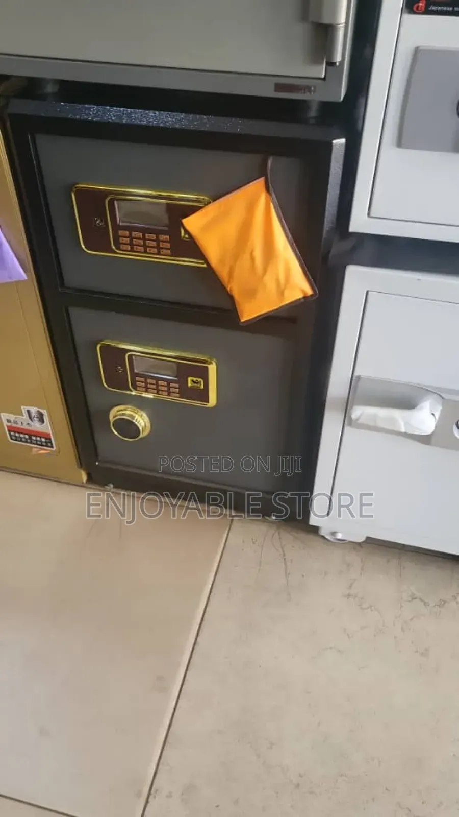Executive Safe Cash Box Executive Safe Cash Box Fire Proof