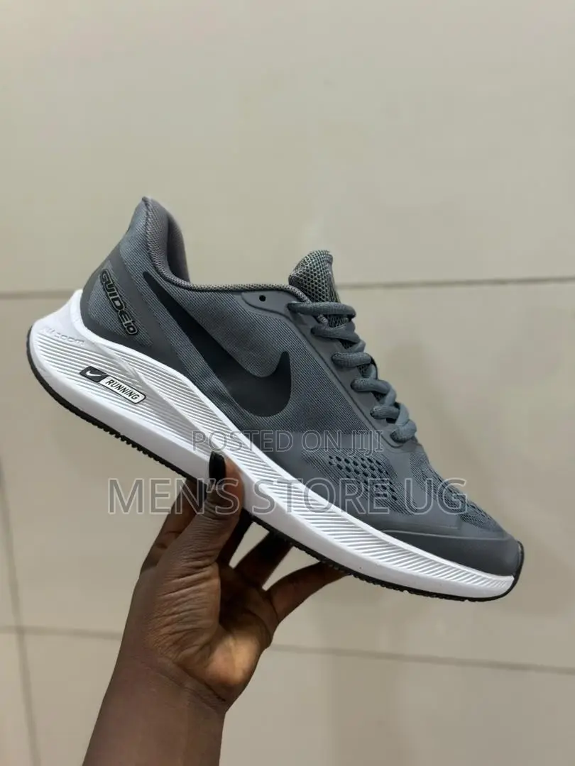 Nike Air Zoom Guide 10 Classic Men’S Trainers All Colors Available
