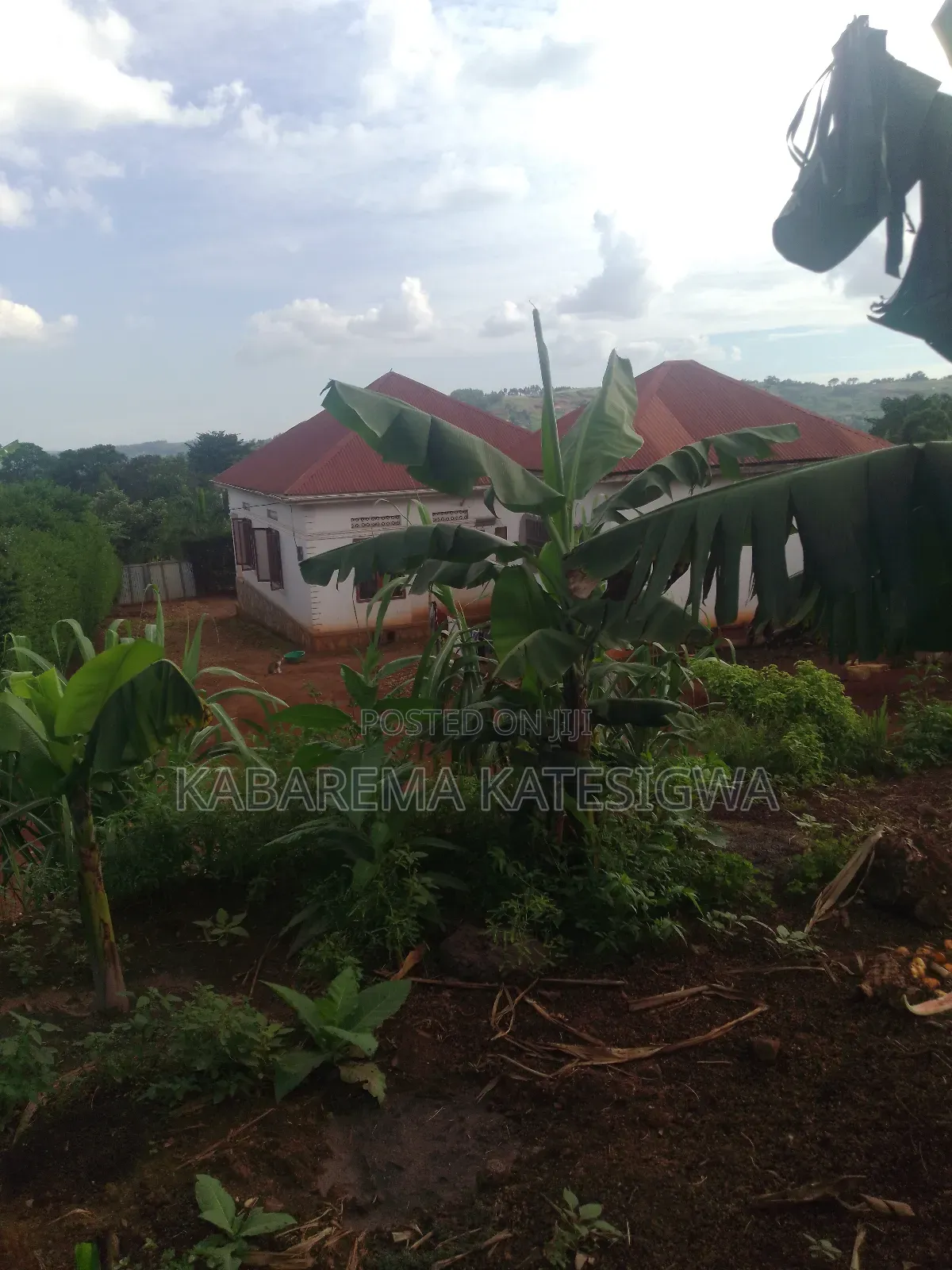 3bdrm House in Private Owned, Ssisa for sale