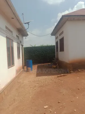 3bdrm House in Private Owned, Ssisa for sale