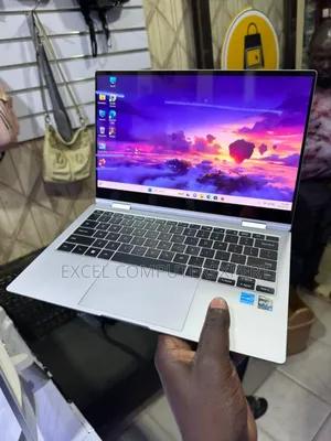 New Laptop Samsung Galaxy Book4 Ultra 16GB Intel Core I7 SSD 512GB