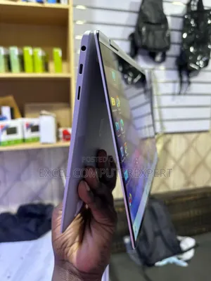 New Laptop Samsung Galaxy Book4 Ultra 16GB Intel Core I7 SSD 512GB