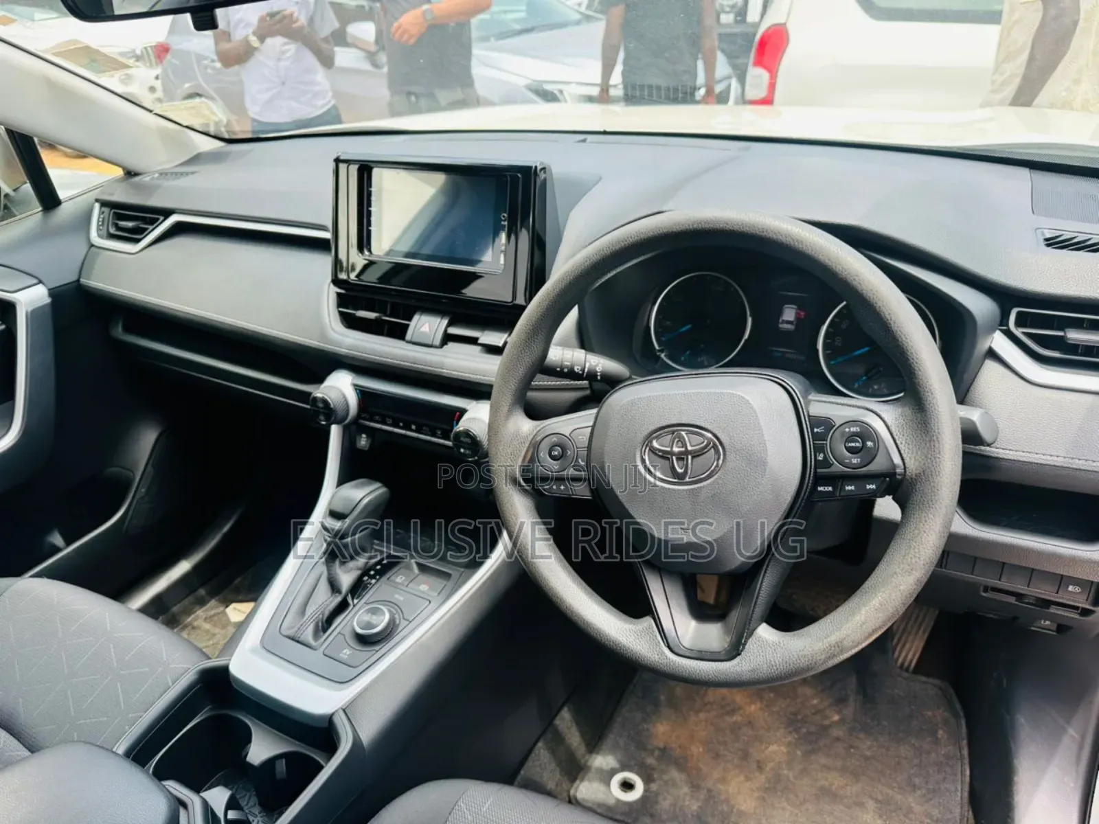 Toyota RAV4 Limited AWD 2020 White