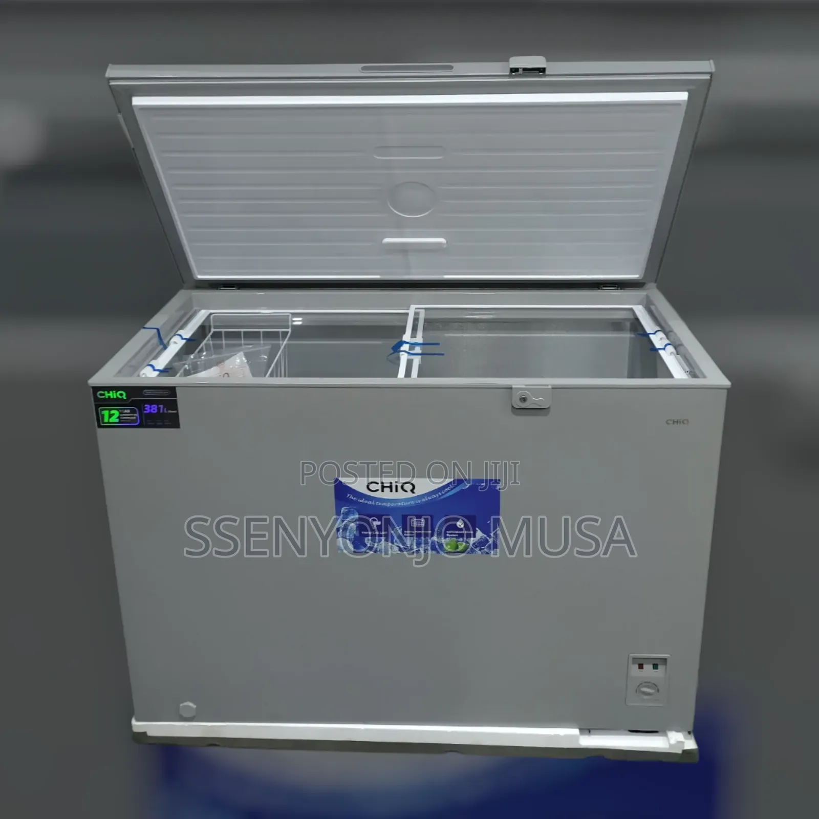Chiq 400l Chest Freezer - 12 Year Warranty, Silver