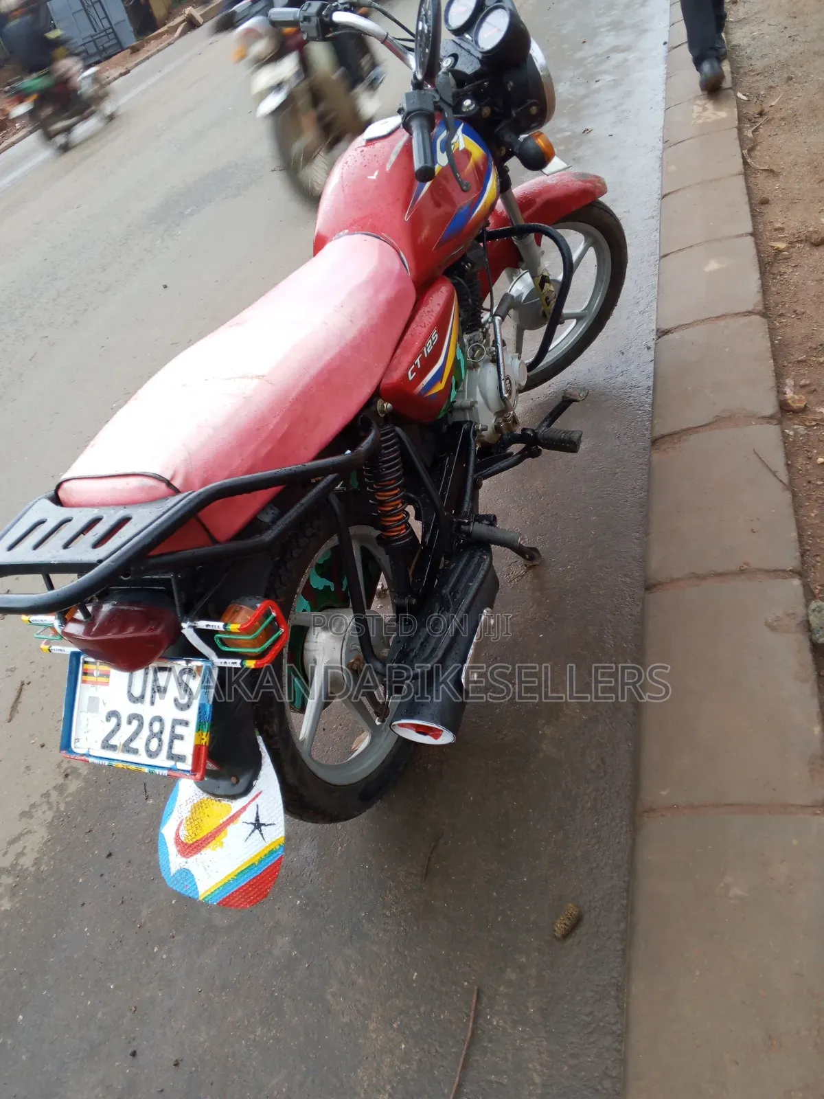 Bajaj Boxer 125 2022 Red