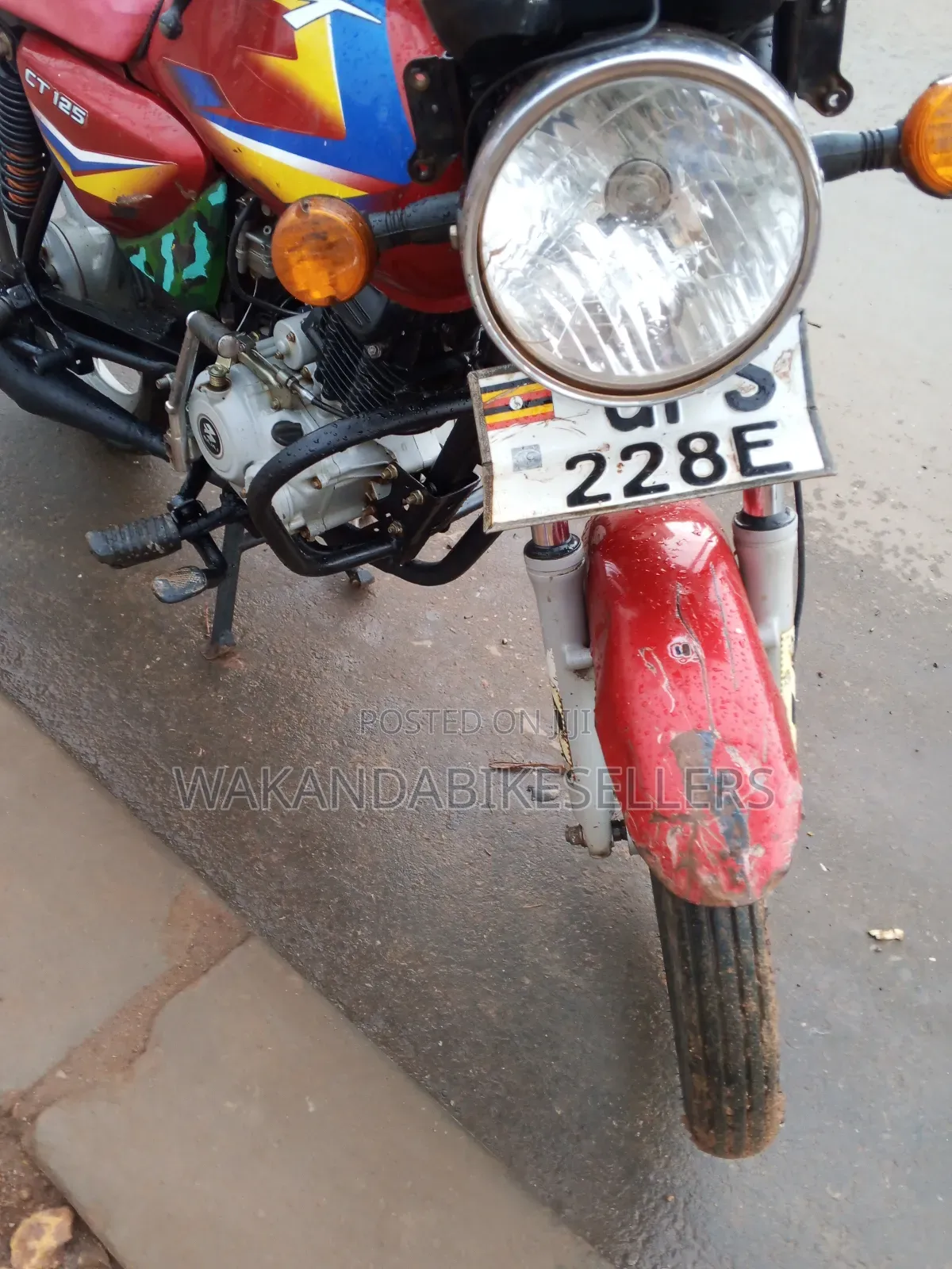 Bajaj Boxer 125 2022 Red