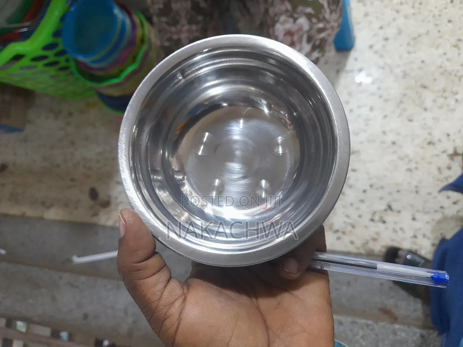 I Drozen of Stainless Serving Bowls