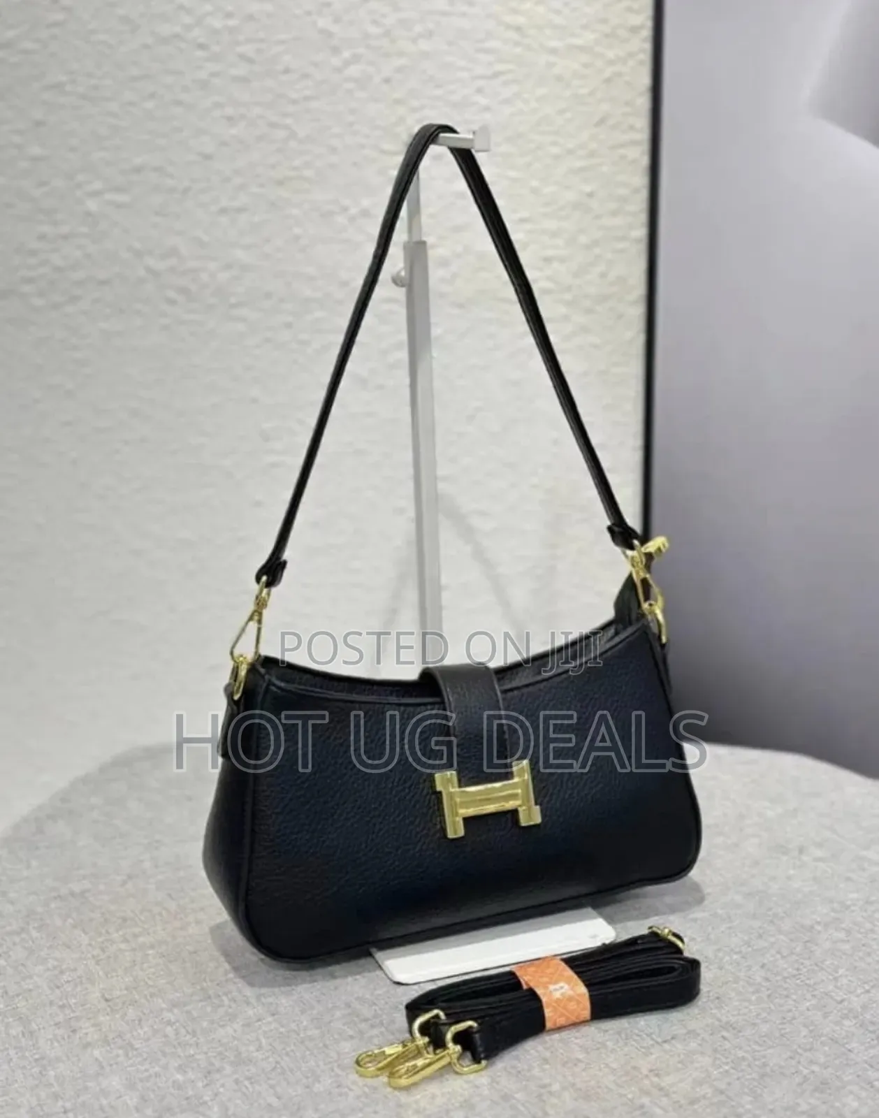 Ladies Classic Shoulder Bag- Multicolor