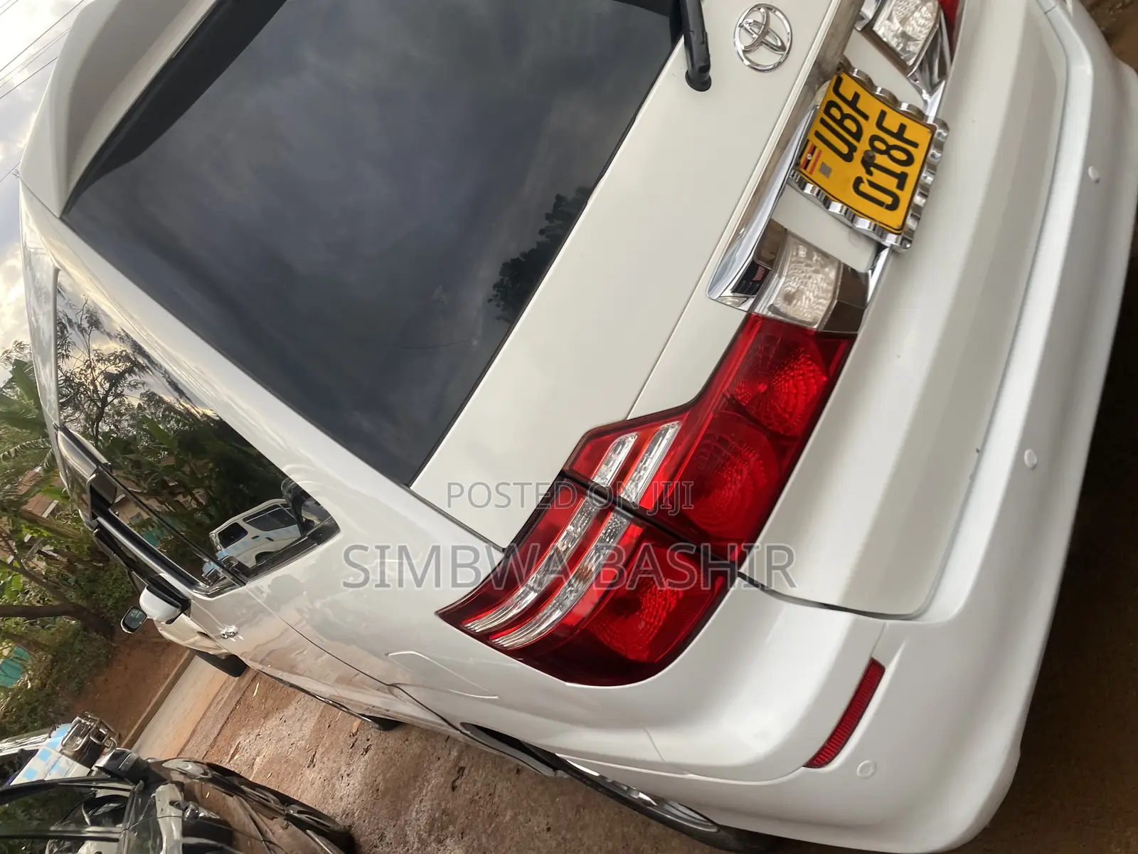 Toyota Alphard 2006 White