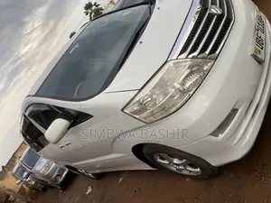 Toyota Alphard 2006 White
