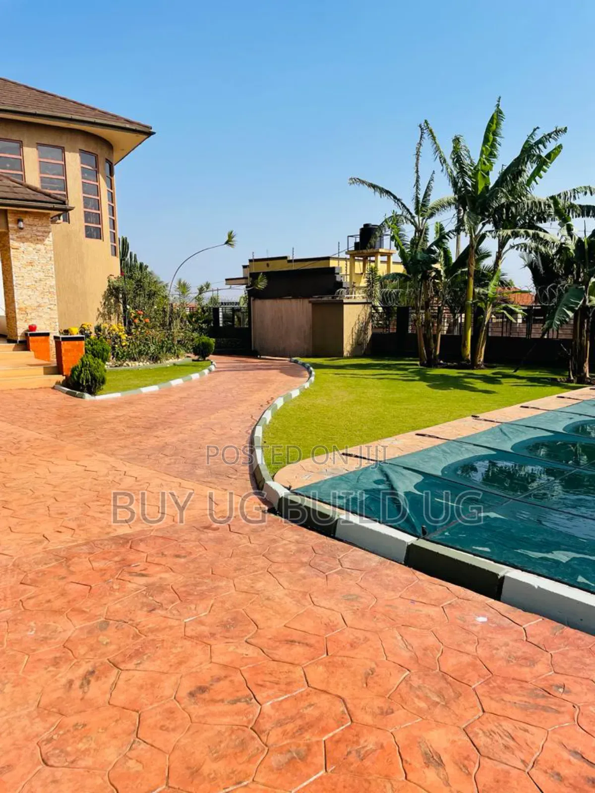 6bdrm Mansion in Kira Kampala, Central Division for sale