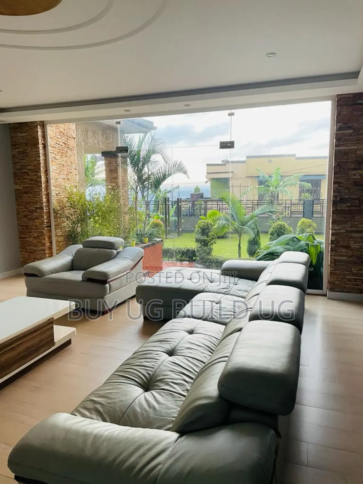 6bdrm Mansion in Kira Kampala, Central Division for sale