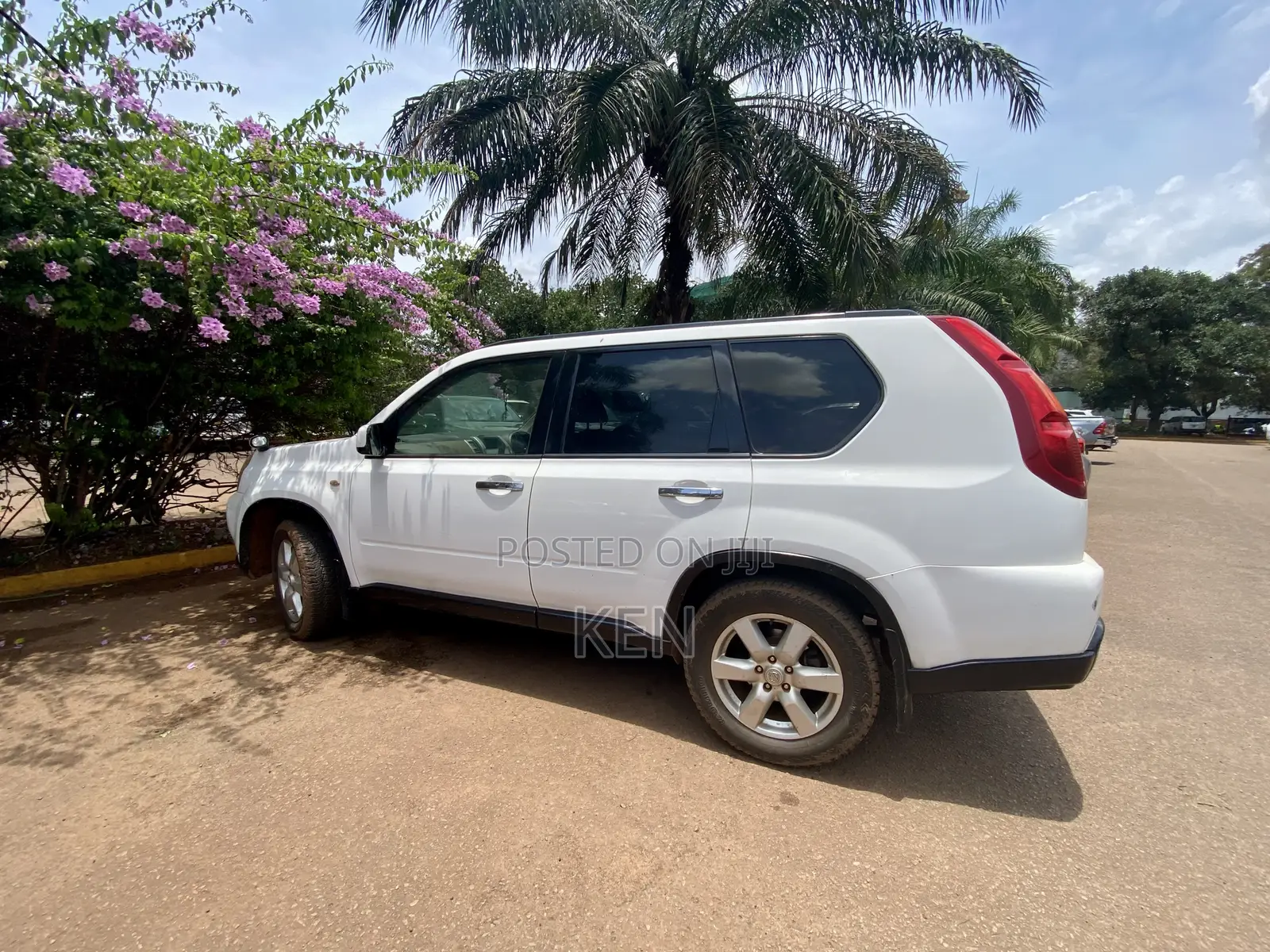 Nissan X-Trail 2.0 Petrol XE 2009 White