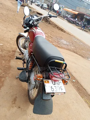 Bajaj Boxer 100 2024 Red