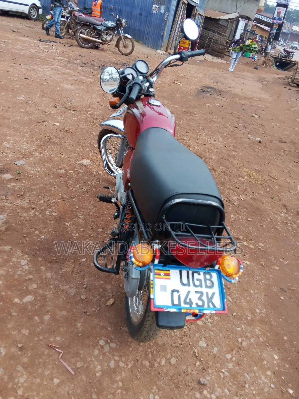 Bajaj Boxer 100 2024 Red