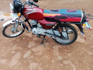 Bajaj Boxer 100 2023 Red
