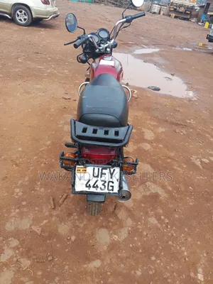Bajaj Boxer 100 2023 Red