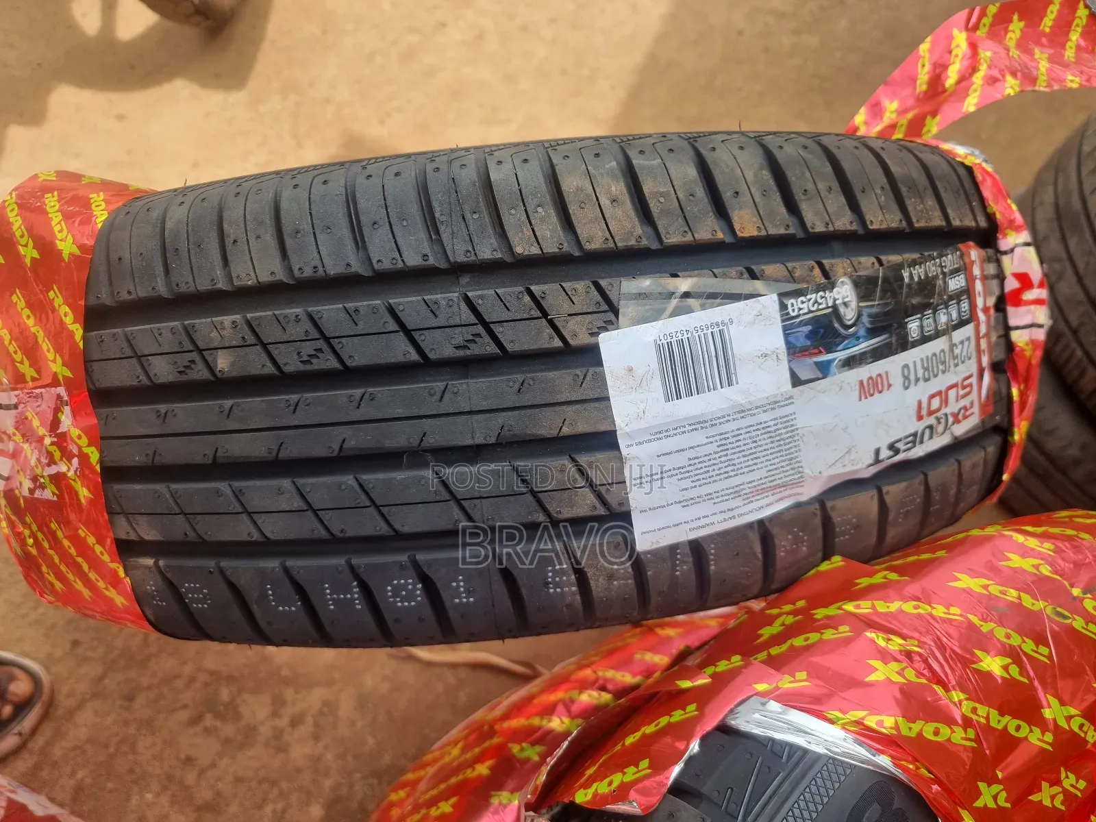 225/60r18 Roadx