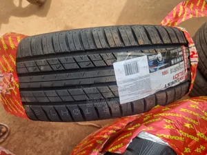 225/60r18 Roadx