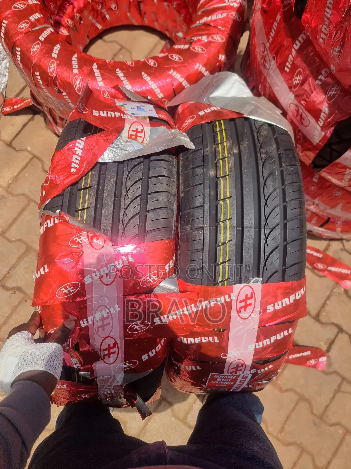 235/60r18 Sunfull Tyres Highway.