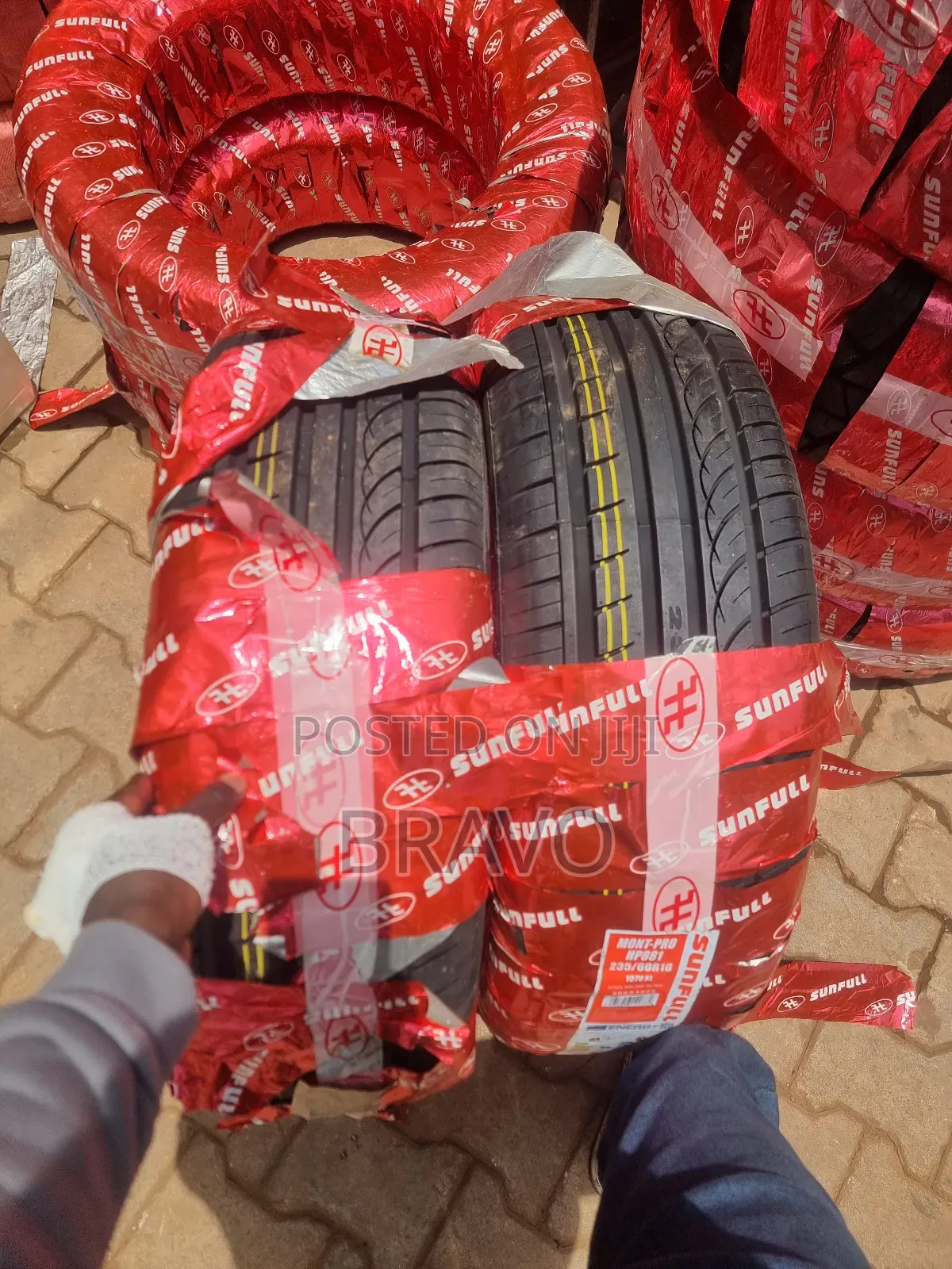235/60r18 Sunfull Tyres Highway.