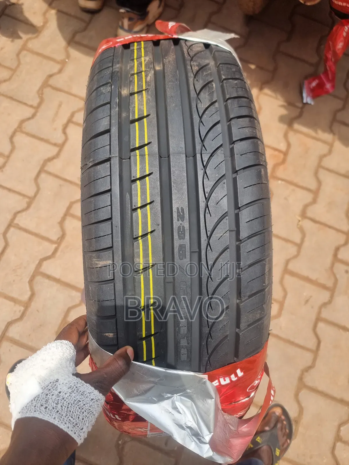 235/60r18 Sunfull Tyres Highway.