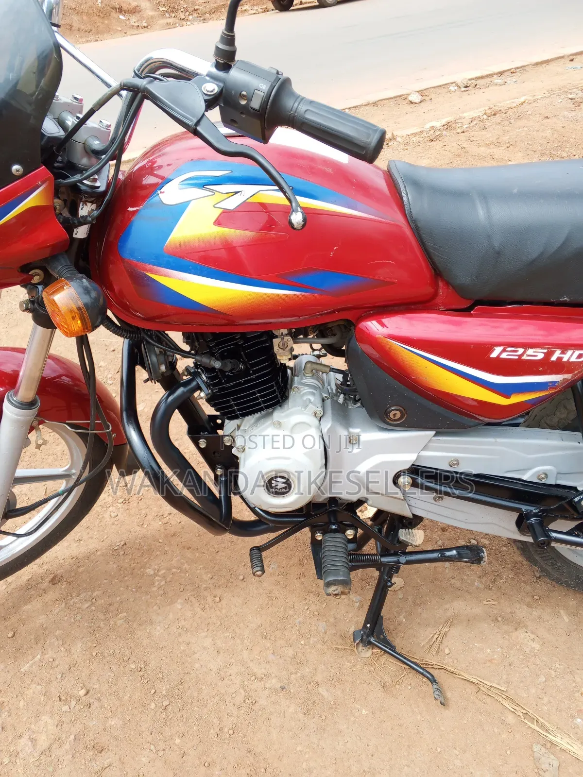 Bajaj Boxer 125 2024 Red