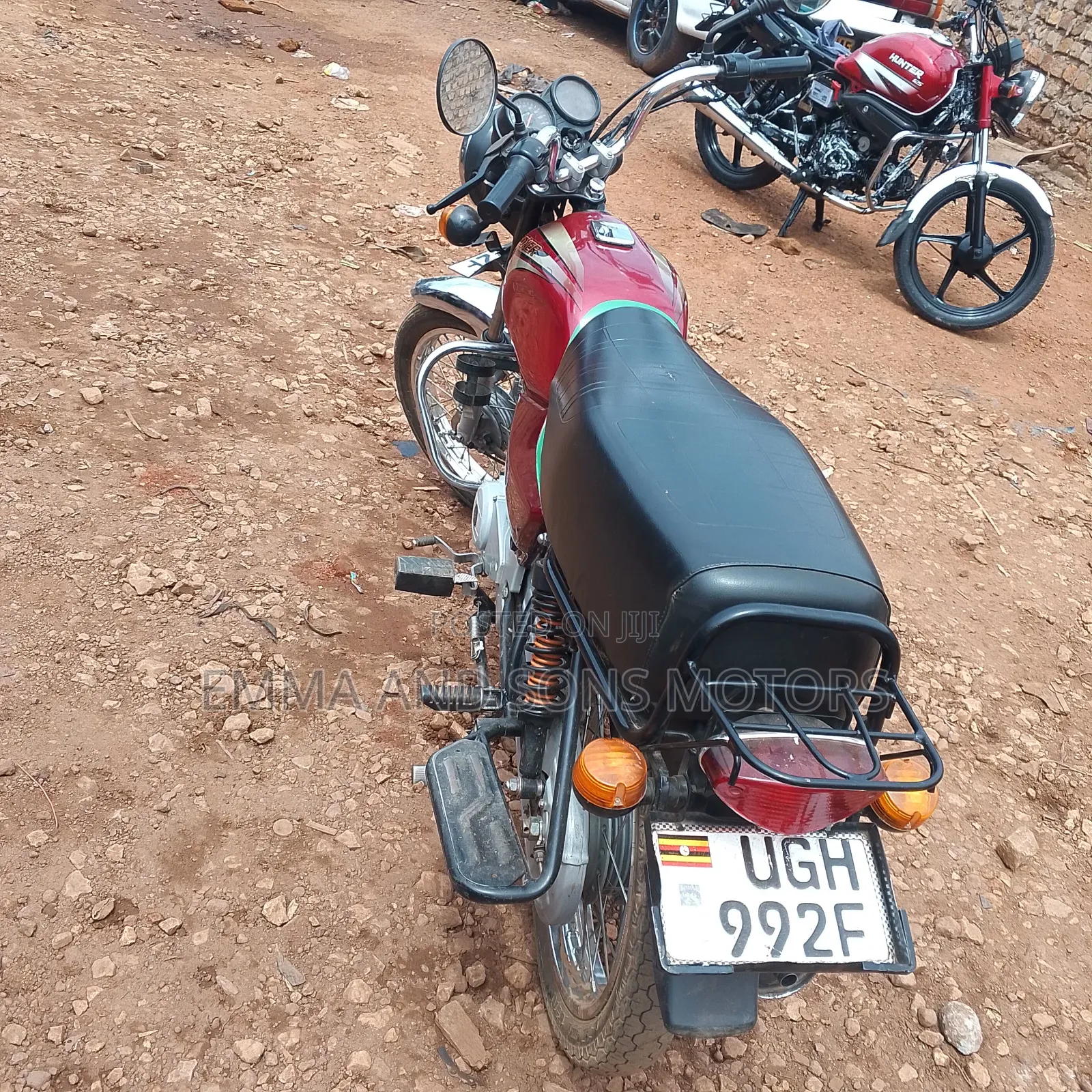 Bajaj Boxer 100 2025 Red