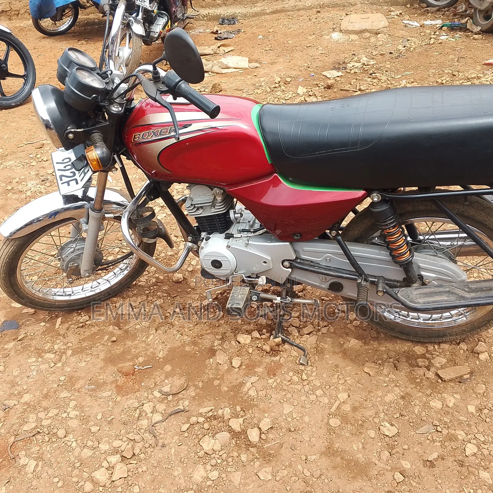 Bajaj Boxer 100 2025 Red