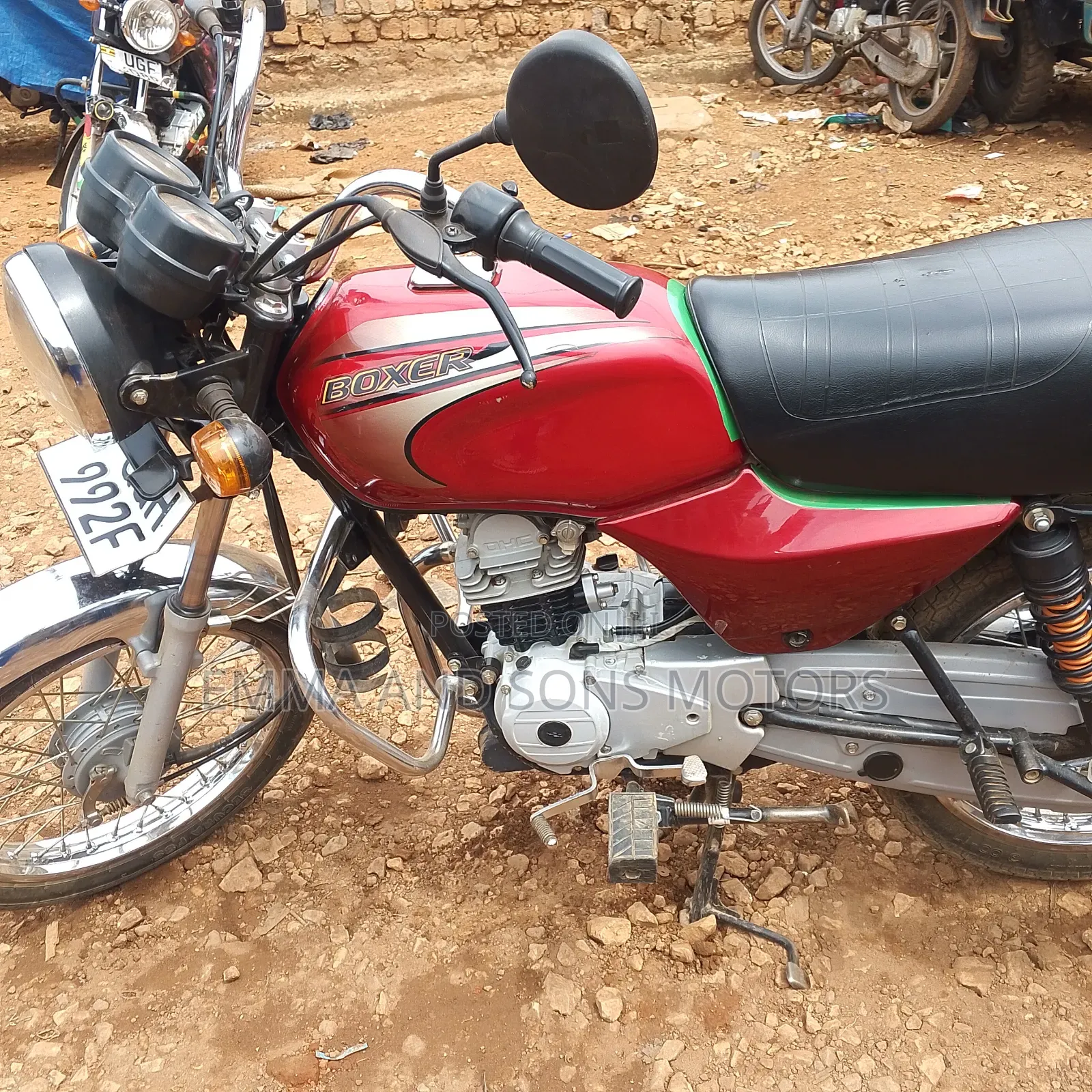 Bajaj Boxer 100 2025 Red