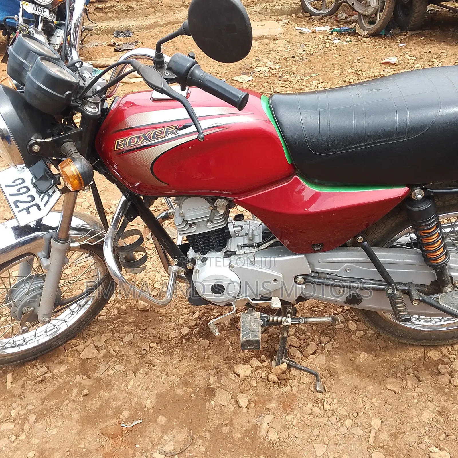 Bajaj Boxer 100 2025 Red
